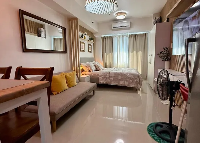 Sea Residences - Modern 1br With Pool View Near Moa & Airport Apartment