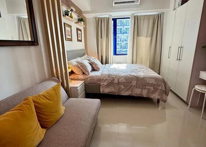 Apartment Sea Residences - Modern 1br With Pool View Near Moa & Airport