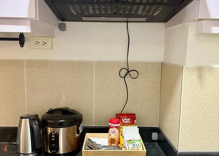 Sea Residences - Modern 1br With Pool View Near Moa & Airport Apartment Manila