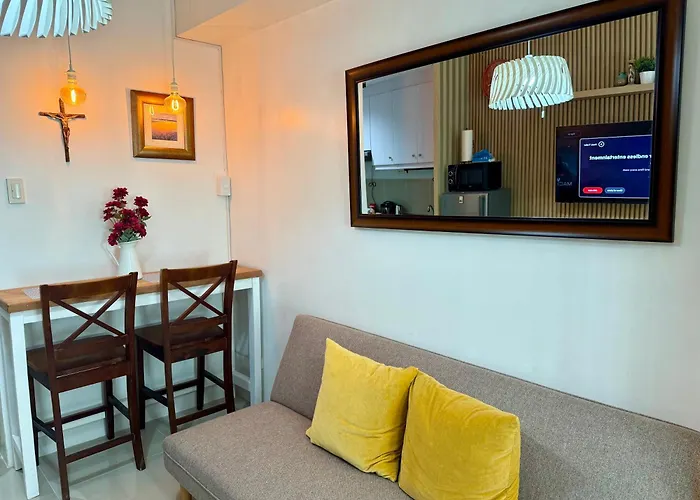 Sea Residences - Modern 1br With Pool View Near Moa & Airport *