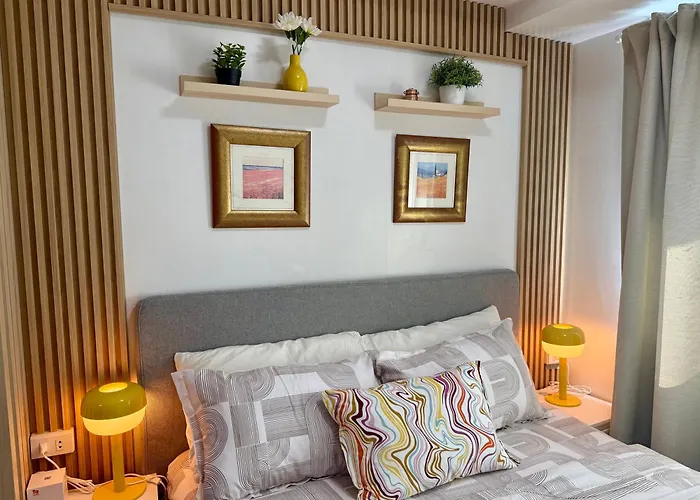Sea Residences - Modern 1br With Pool View Near Moa & Airport